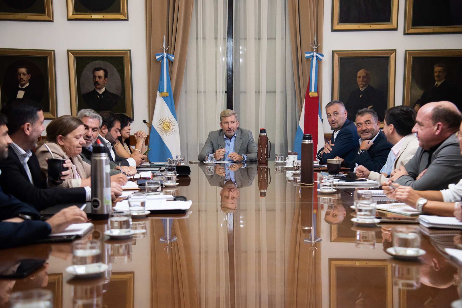 El inicio de clases y salud fueron unos de los ejes de la reunión de gabinete - El Portal de Ricardo David