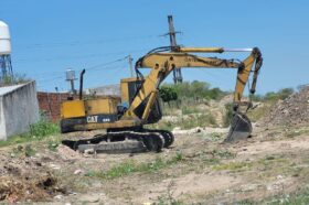 Grave denuncia ambiental en el Volcadero: vecinos acusan a empresa contratada por el municipio de enterrar basura y degradar las barrancas
