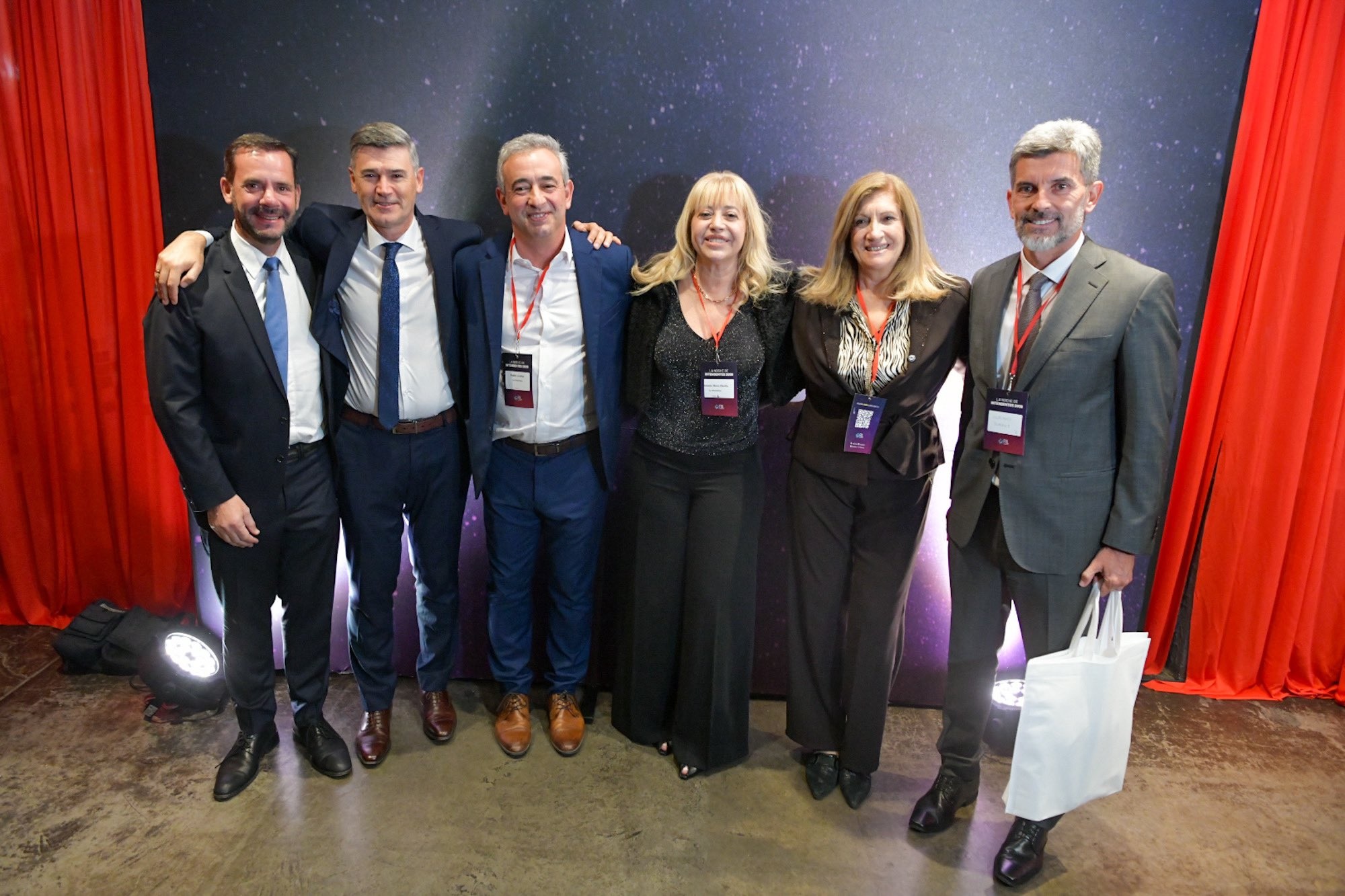 Intendentes de todo el país se reunieron en Rosario con una preocupación común