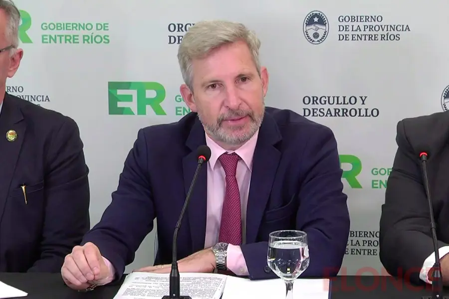 Frigerio anunció compra de maquinaria para intervenir las rutas provinciales
