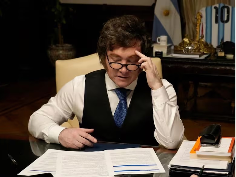 El Gobierno reglamentó artículos de la reforma laboral: cambios en convenios, sindicatos y recibos de sueldo