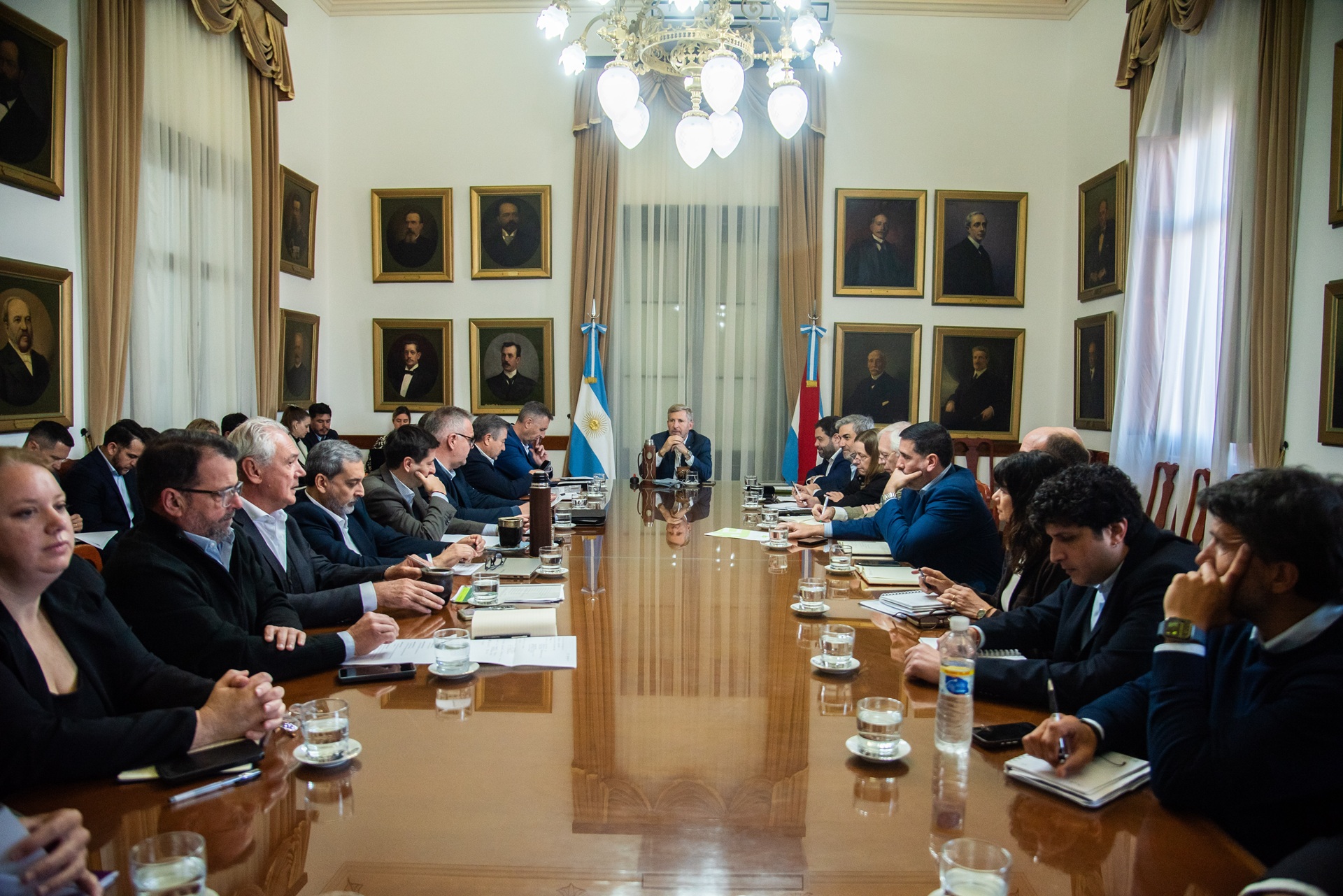 Reunión de gabinete: destacaron récord de oferentes y aumento de empresas inscriptas para la obra pública